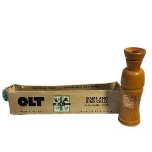 Philip S. Olt Standard Goose Call No. 105 Rubber Wood Design 4.25"